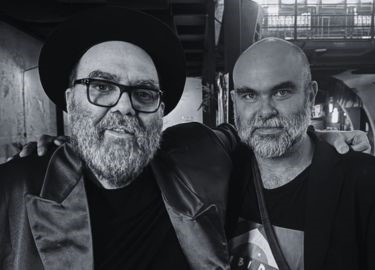 ANDRÉ ABUJAMRA & CHICÃO: VERSÉCULOS